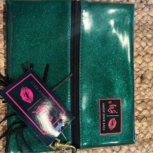 Makeup Junkie Green Glitter Small Clutch Bag